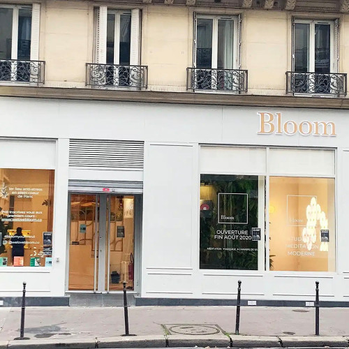 We Love bloom We Love bloom
